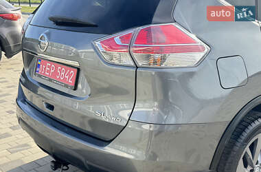 Внедорожник / Кроссовер Nissan Rogue 2015 в 