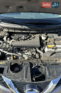 Внедорожник / Кроссовер Nissan Rogue 2014 в 