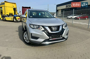 Внедорожник / Кроссовер Nissan Rogue 2017 в Львове