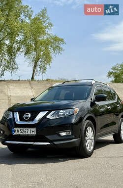 Внедорожник / Кроссовер Nissan Rogue 2016 в Киеве