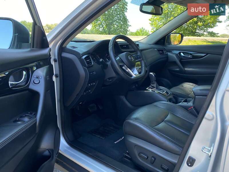 Позашляховик / Кросовер Nissan Rogue 2019 в Дніпрі