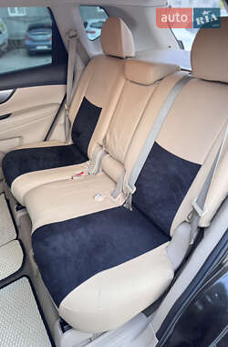 Внедорожник / Кроссовер Nissan Rogue 2014 в 