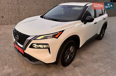 Внедорожник / Кроссовер Nissan Rogue 2023 в Луцке