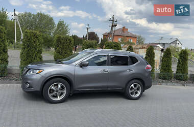 Внедорожник / Кроссовер Nissan Rogue 2015 в 
