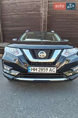 Внедорожник / Кроссовер Nissan Rogue 2017 в Одессе