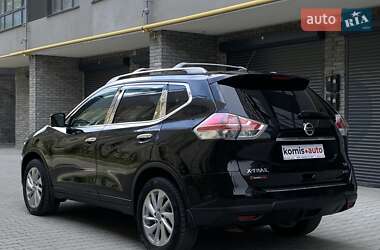 Позашляховик / Кросовер Nissan Rogue 2014 в 