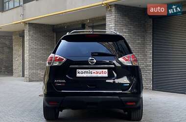 Позашляховик / Кросовер Nissan Rogue 2014 в 
