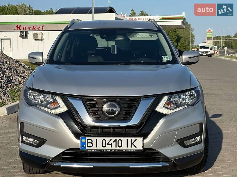 Позашляховик / Кросовер Nissan Rogue 2019 в Полтаві