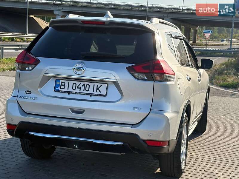 Позашляховик / Кросовер Nissan Rogue 2019 в Полтаві