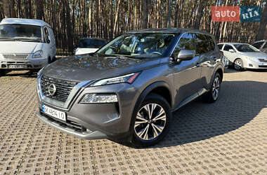 Позашляховик / Кросовер Nissan Rogue 2021 в 