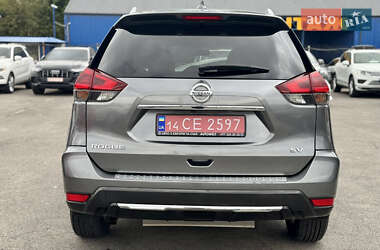 Позашляховик / Кросовер Nissan Rogue 2018 в 