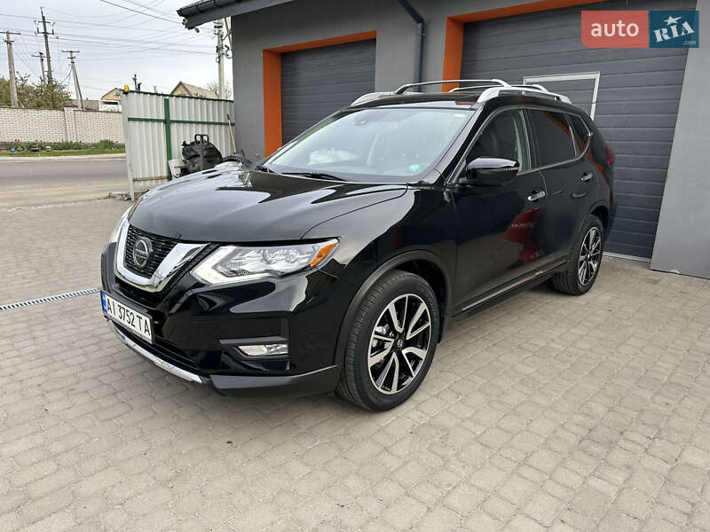 Позашляховик / Кросовер Nissan Rogue 2019 в 