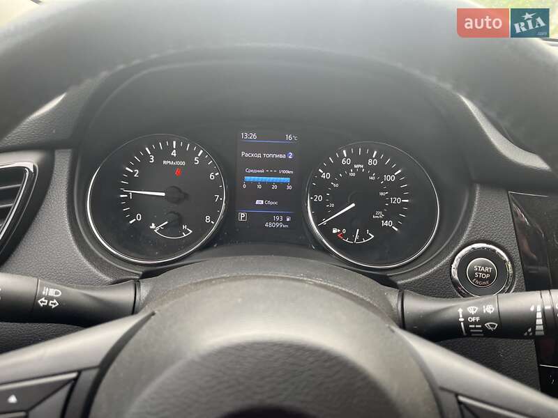 Внедорожник / Кроссовер Nissan Rogue 2019 в Новомосковске