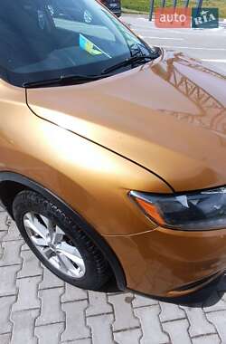 Позашляховик / Кросовер Nissan Rogue 2013 в 