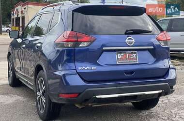Позашляховик / Кросовер Nissan Rogue 2018 в 