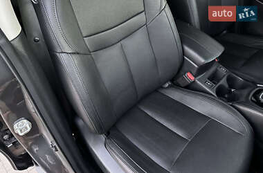 Внедорожник / Кроссовер Nissan Rogue 2019 в 