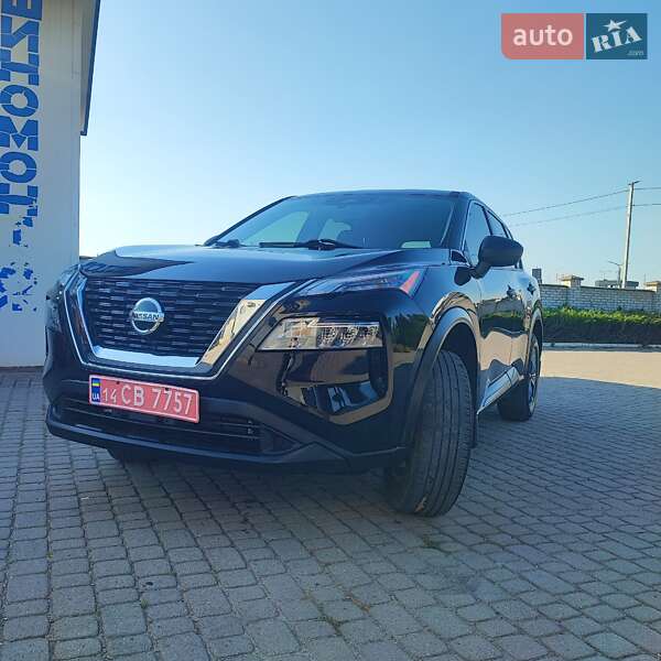 Позашляховик / Кросовер Nissan Rogue 2021 в Львові