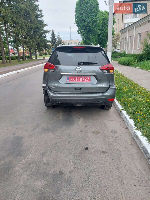Позашляховик / Кросовер Nissan Rogue 2019 в Полтаві