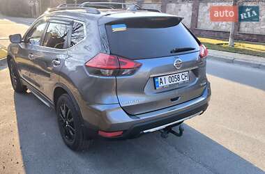Позашляховик / Кросовер Nissan Rogue 2017 в 