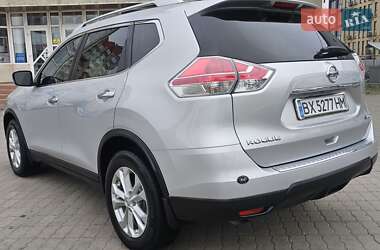 Позашляховик / Кросовер Nissan Rogue 2015 в 