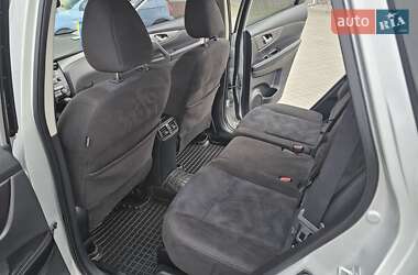 Позашляховик / Кросовер Nissan Rogue 2015 в 