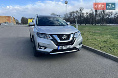 Позашляховик / Кросовер Nissan Rogue 2018 в 