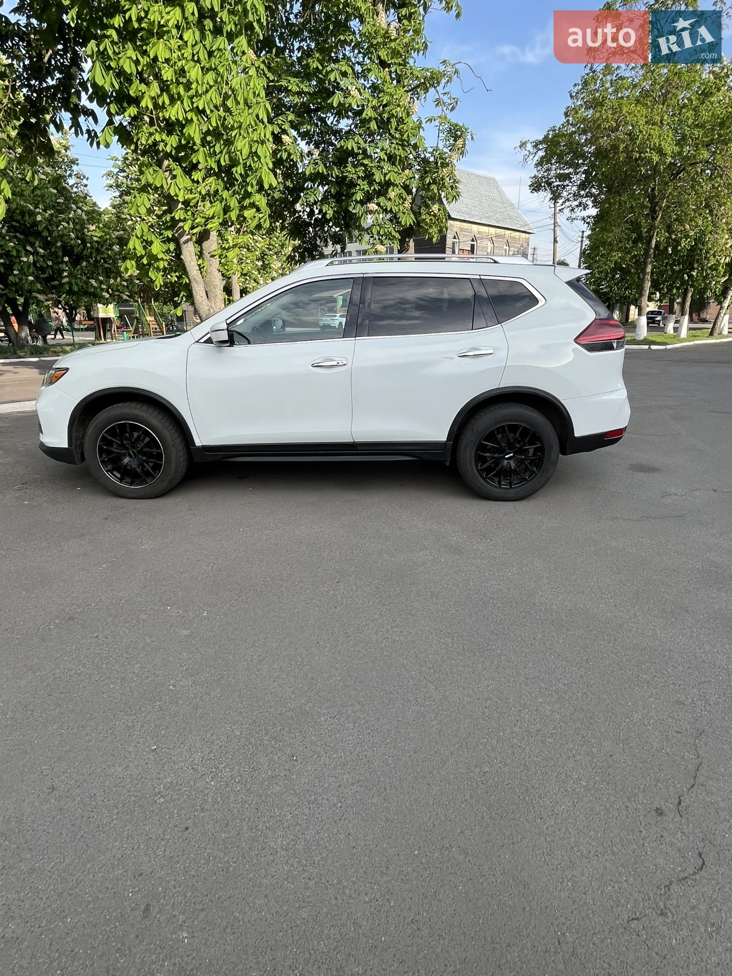 2018 Nissan Rogue - мініатюра 14