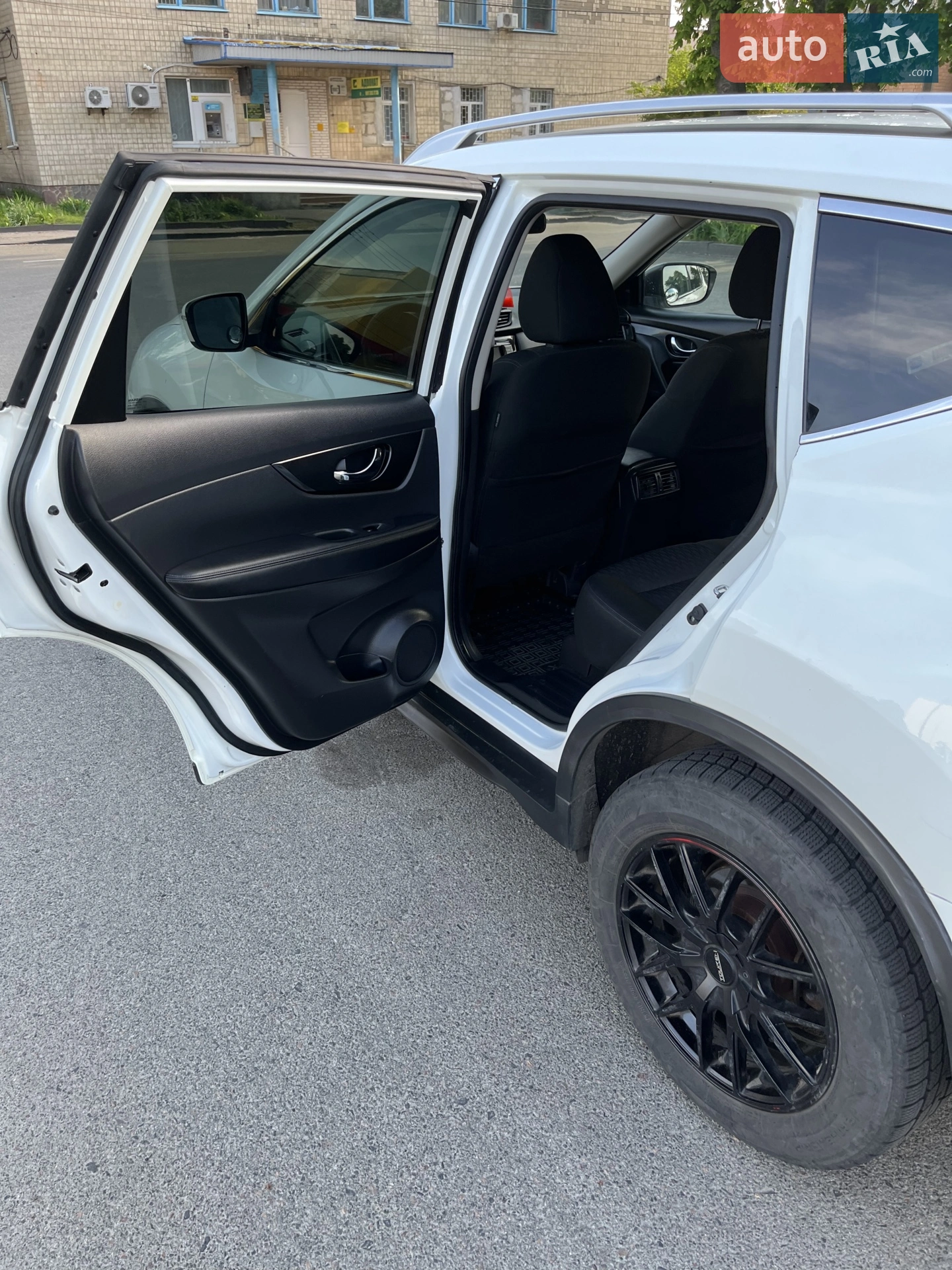 2018 Nissan Rogue - мініатюра 36