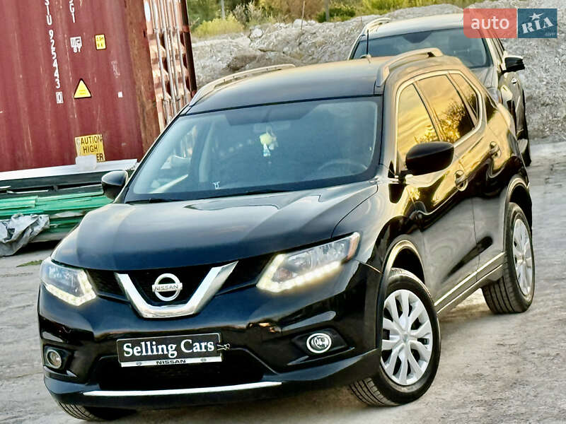 Позашляховик / Кросовер Nissan Rogue 2015 в Рівному