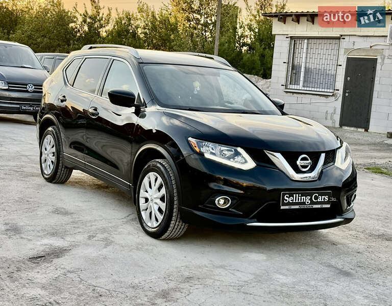 Позашляховик / Кросовер Nissan Rogue 2015 в Рівному
