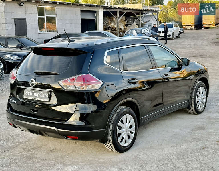 Позашляховик / Кросовер Nissan Rogue 2015 в Рівному