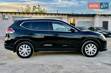 Позашляховик / Кросовер Nissan Rogue 2015 в 