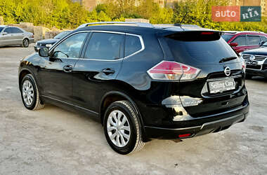 Позашляховик / Кросовер Nissan Rogue 2015 в 