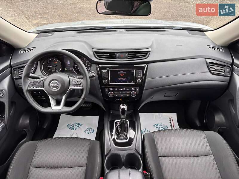 Позашляховик / Кросовер Nissan Rogue 2019 в Львові