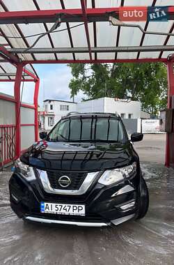 Внедорожник / Кроссовер Nissan Rogue 2018 в Чернигове