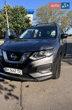Позашляховик / Кросовер Nissan Rogue 2017 в Херсоні