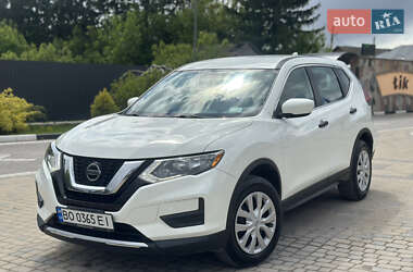 Позашляховик / Кросовер Nissan Rogue 2018 в 