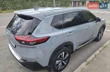 Позашляховик / Кросовер Nissan Rogue 2021 в 