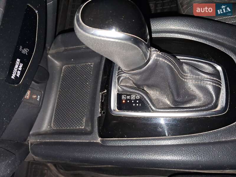 Позашляховик / Кросовер Nissan Rogue 2017 в Тернополі фото 18 Позашляховик / Кросовер Nissan Rogue 2017 в Тернополі