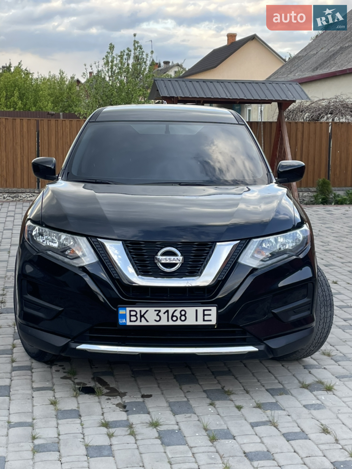 2017 Nissan Rogue - фото 1