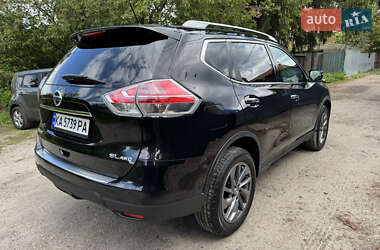 Позашляховик / Кросовер Nissan Rogue 2016 в 