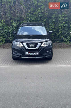 Позашляховик / Кросовер Nissan Rogue 2017 в 