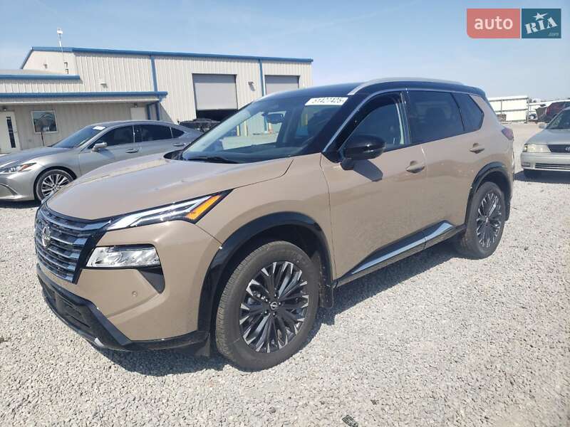 Внедорожник / Кроссовер Nissan Rogue 2024 в 