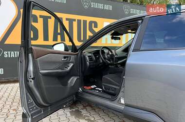 Внедорожник / Кроссовер Nissan Rogue 2023 в 
