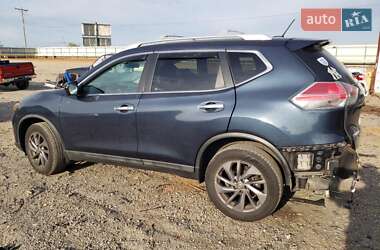 Внедорожник / Кроссовер Nissan Rogue 2016 в 