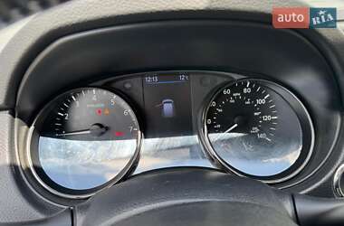 Позашляховик / Кросовер Nissan Rogue 2019 в 
