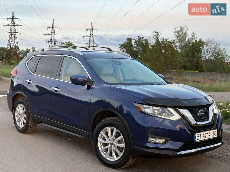 Внедорожник / Кроссовер Nissan Rogue 2019 в 