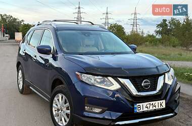 Внедорожник / Кроссовер Nissan Rogue 2019 в 