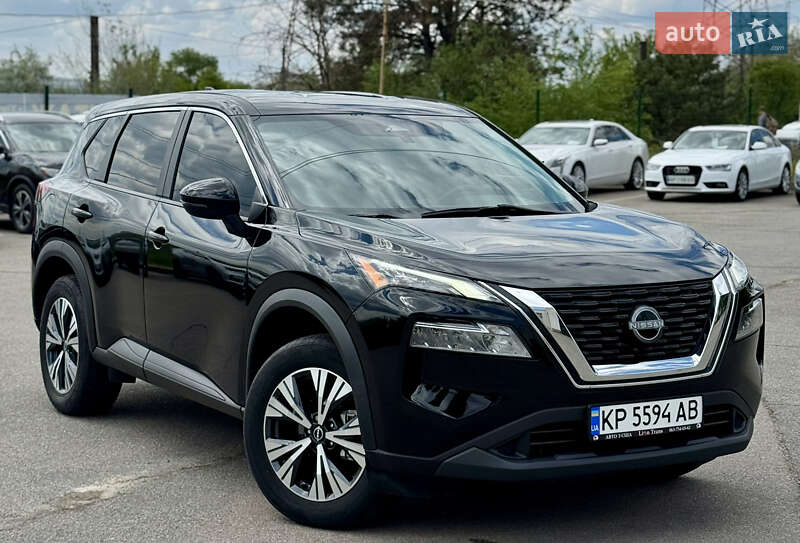 Внедорожник / Кроссовер Nissan Rogue 2022 в Запорожье
