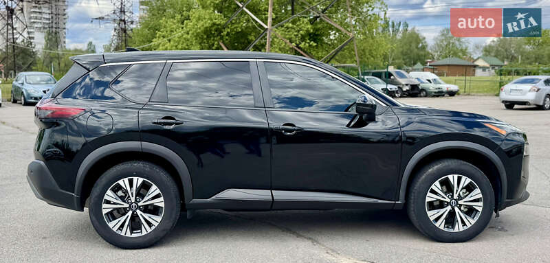Внедорожник / Кроссовер Nissan Rogue 2022 в Запорожье